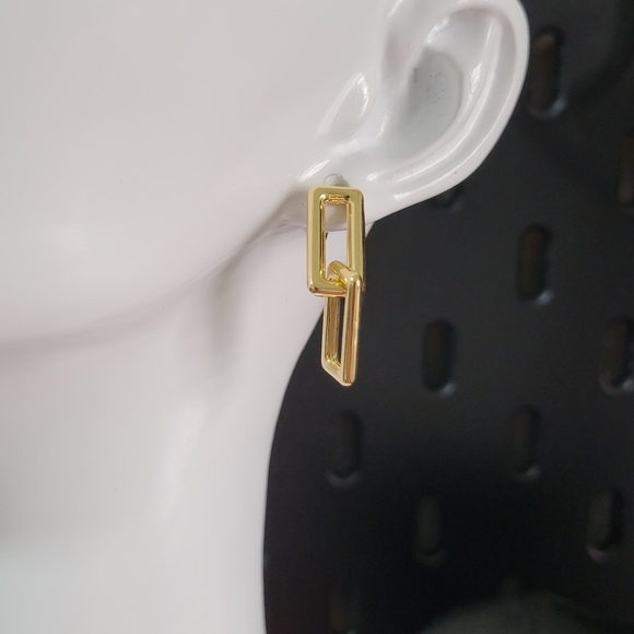 18K Solid Gold Geometric Earrings - Picture 7 of 7